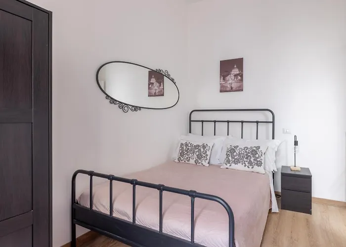 Argilla Place Large Close To Saint Peter Basilica Apartment